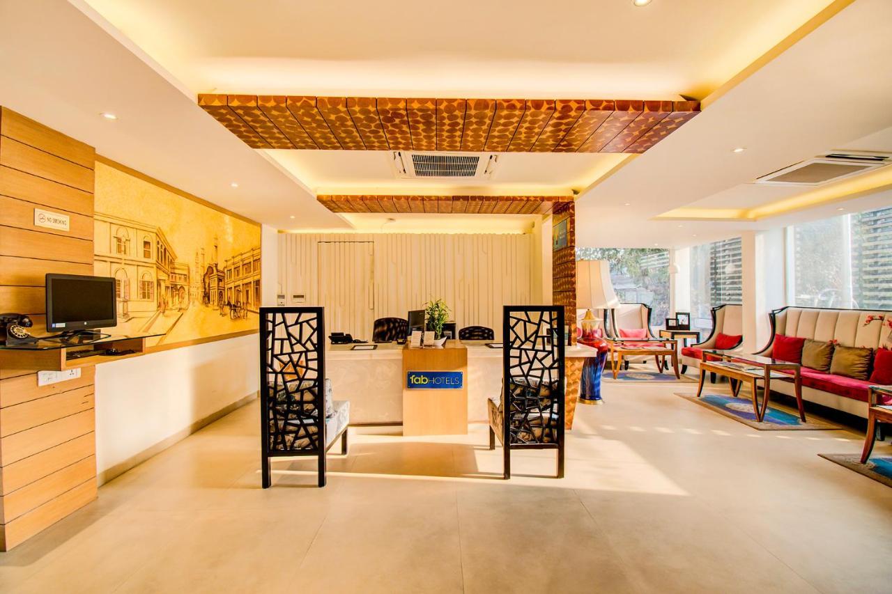 Fabhotel Prime V Hazratganj Lucknow Exterior foto